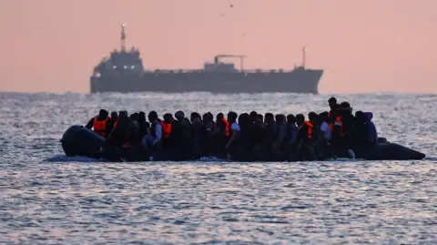 First Migrant Deported to France Under Recent Exchange Agreement